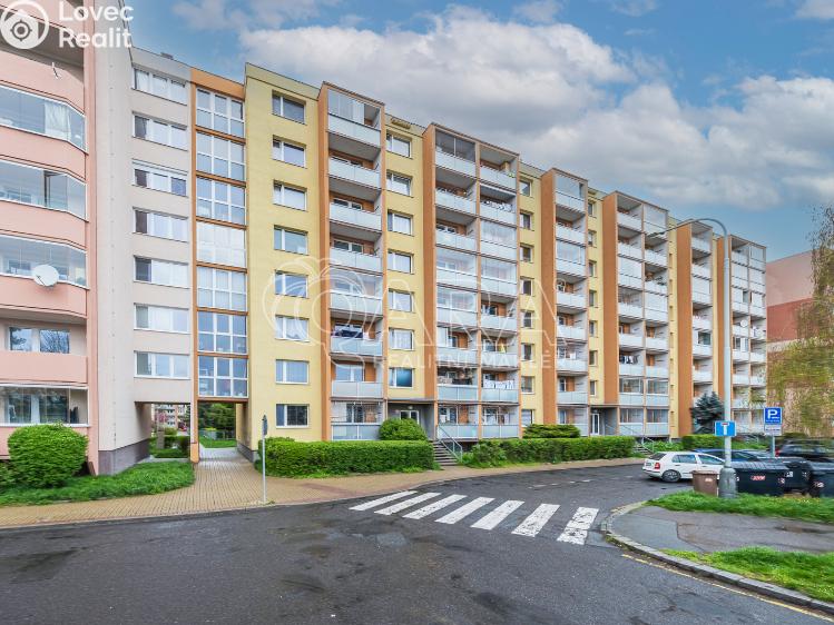 Pronájem bytu 3+1 Praha, Dobratická 522 č. 7