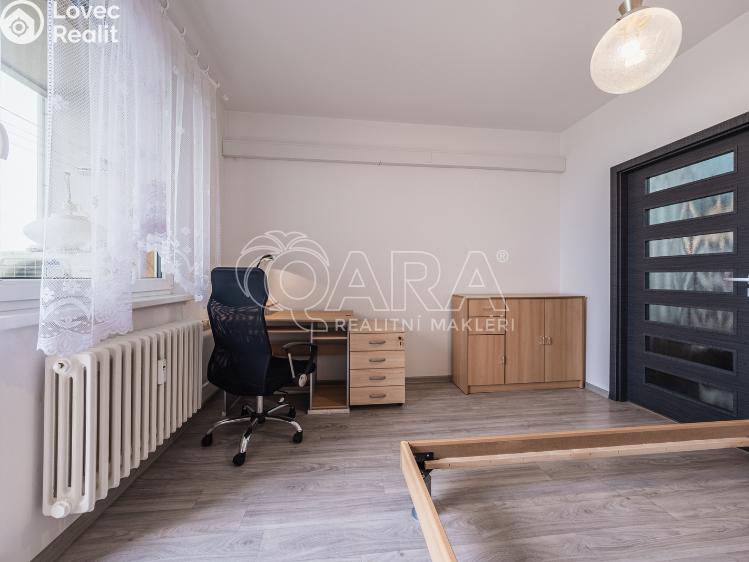 Pronájem bytu 3+1 Praha, Dobratická 522 č. 22