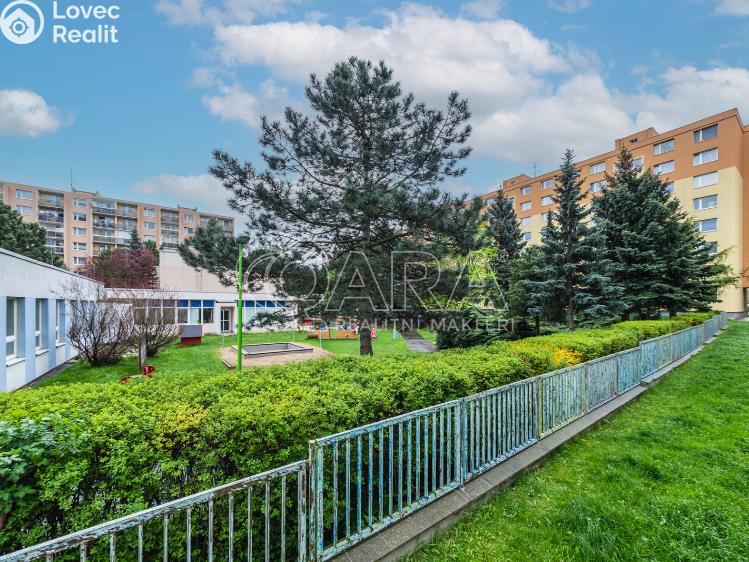 Pronájem bytu 3+1 Praha, Dobratická 522 č. 17