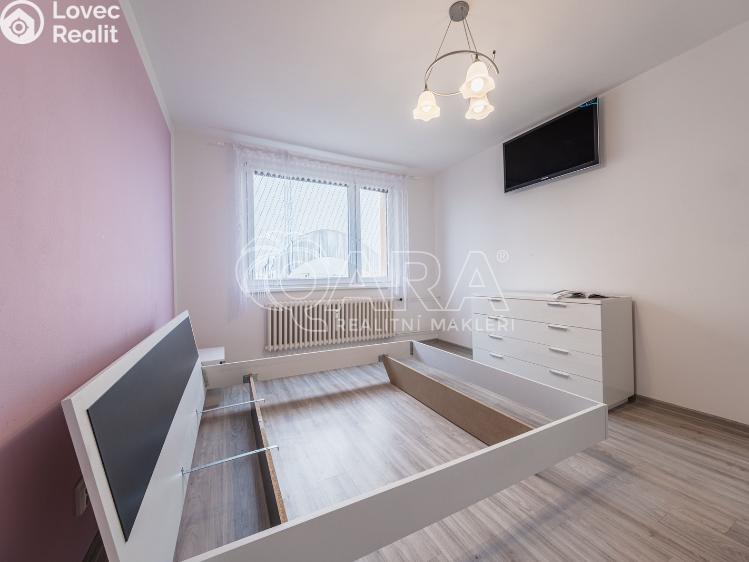 Pronájem bytu 3+1 Praha, Dobratická 522 č. 19