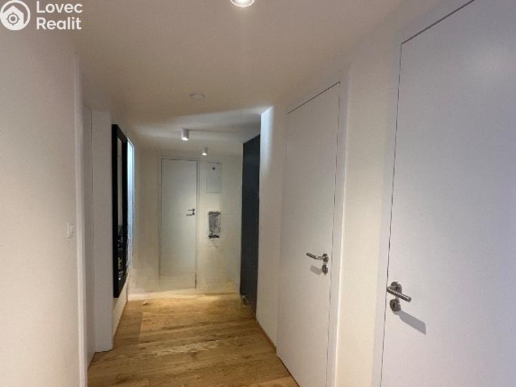 Pronájem bytu 4+KK Praha 5, Smíchov, Albrightové 3410/2 č. 7