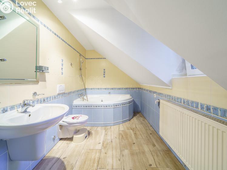 Sale apartment 4+KK Karlovy Vary, Pražská silnice č. 8