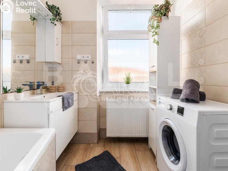 Prodej bytu 3+1 Křemže, Náměstí 14 č. 8