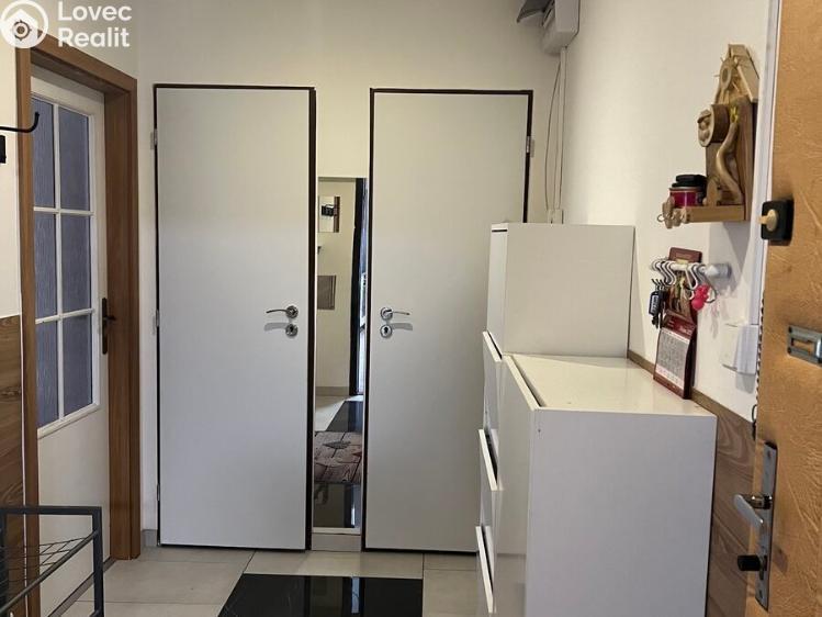 Prodej bytu 3+1 Praha, Kusého č. 10