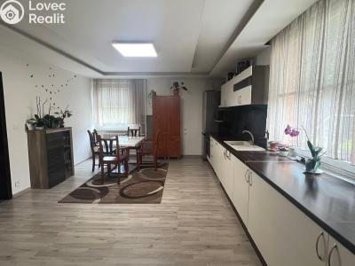 Sale apartment 3+1 Praha, Kusého č. 5