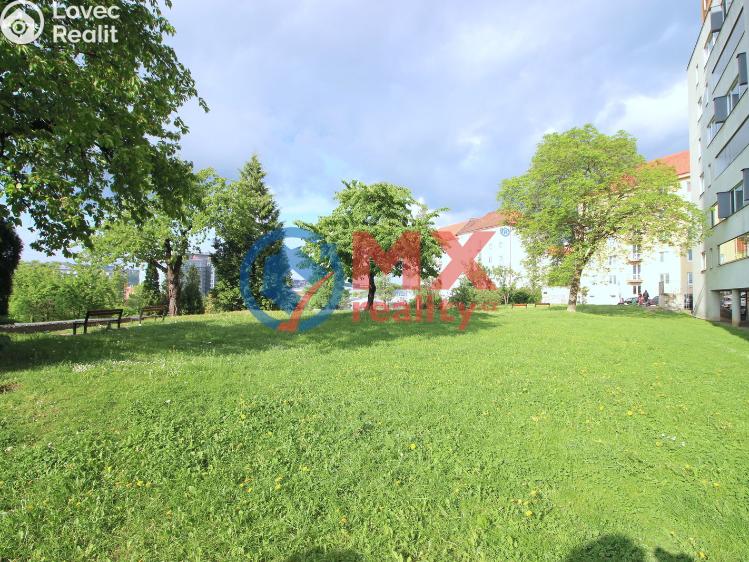 Pronájem bytu 1+KK Praha, Skloněná 921/7 č. 8