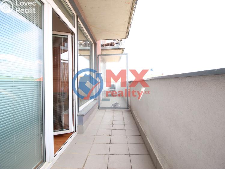 Rent apartment 1+KK Praha, Skloněná 921/7 č. 12