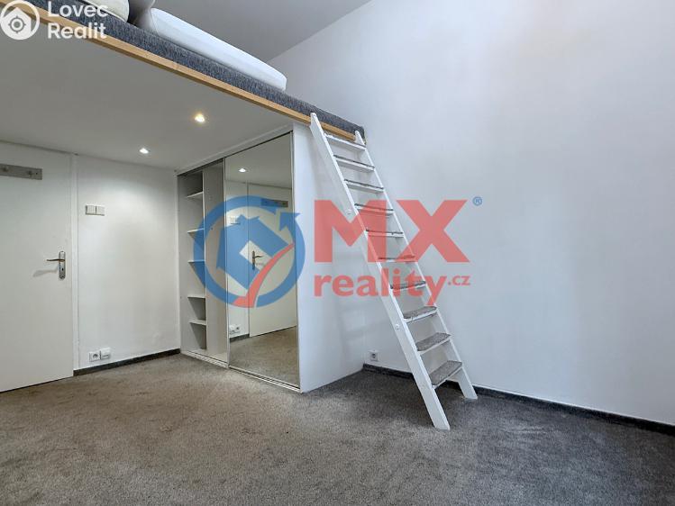 Продаж квартири 2+1 Praha, Bělocerkevská 584/25 č. 10