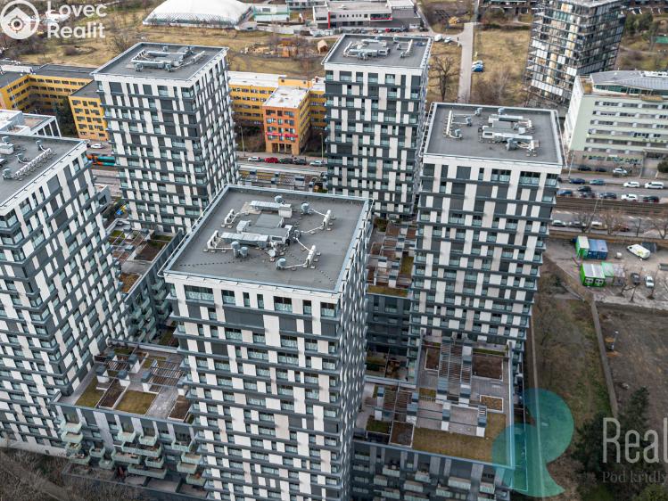 Pronájem garáže Praha, Olšanská č. 1