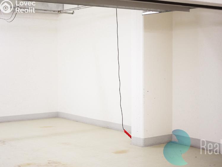 Pronájem garáže Praha, Olšanská č. 4