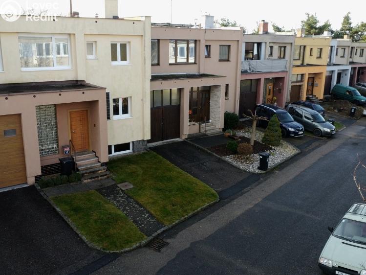 Prodej rodinného domu Benešov, Pavlíkova 1514 č. 32