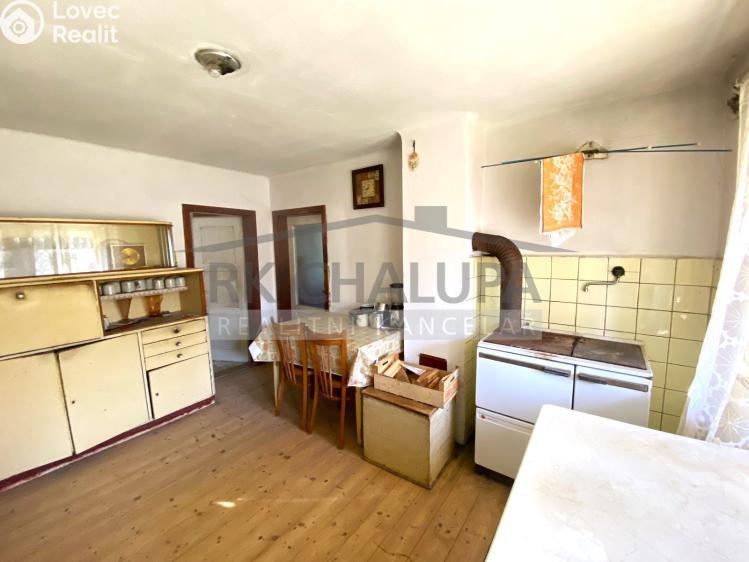 Prodej rodinného domu Číměř č. 8