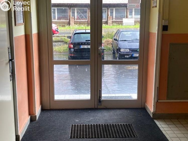 Pronájem bytu 1+1 Roudnice nad Labem, Alej 17. listopadu č. 12