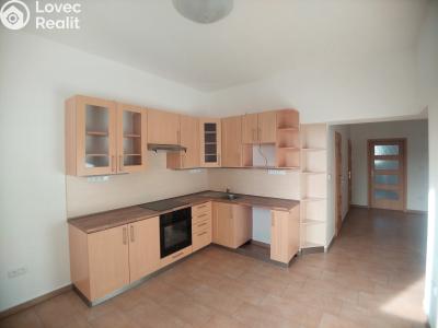 Rent apartment 2+1 Tábor, Farského č. 1