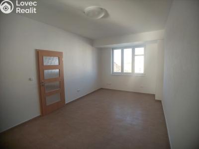 Rent apartment 2+1 Tábor, Farského č. 5