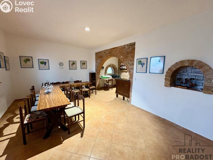 Продажа гостиницы Zaječí, Zahradní 621 č. 28