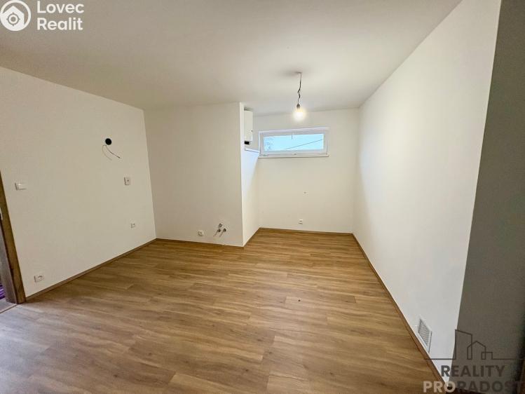 Prodej rodinného domu Zaječí, Zahradní č. 18