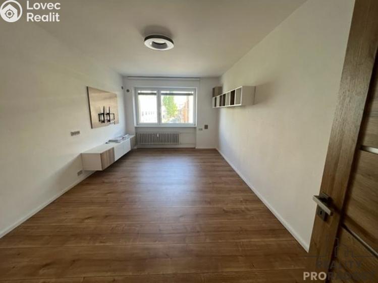Pronájem bytu 2+1 Hodonín, Velkomoravská č. 5