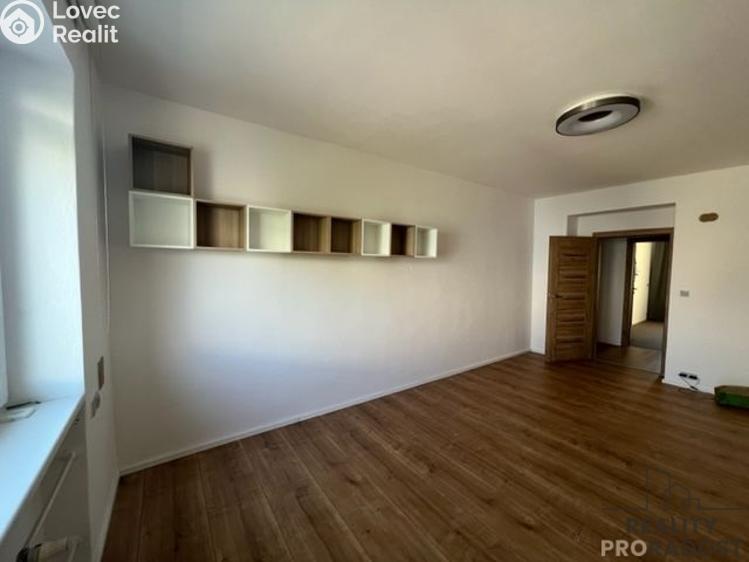 Pronájem bytu 2+1 Hodonín, Velkomoravská č. 6