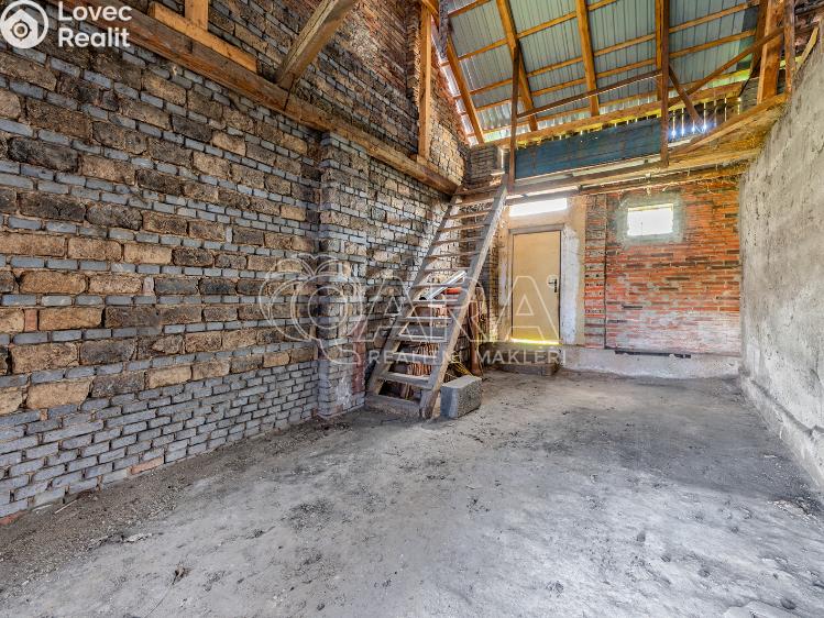 Prodej výrobní haly Bzová č. 17