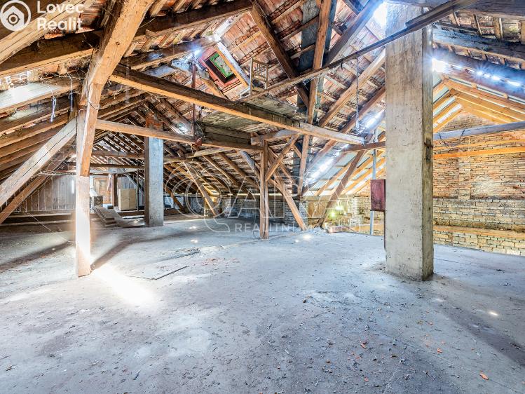 Prodej výrobní haly Bzová č. 18