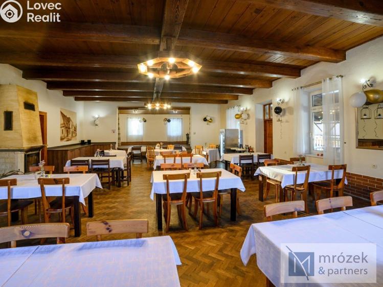 Prodej restaurace Návsí č. 8