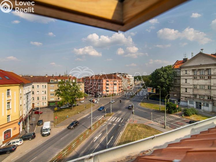 Pronájem bytu 3+KK Praha, Spojovací 205/24 č. 17