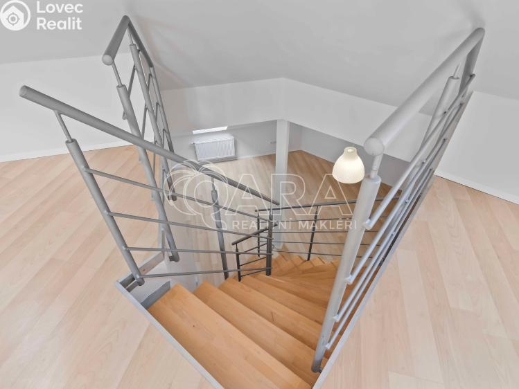 Rent apartment 3+KK Praha, Spojovací 205/24 č. 15