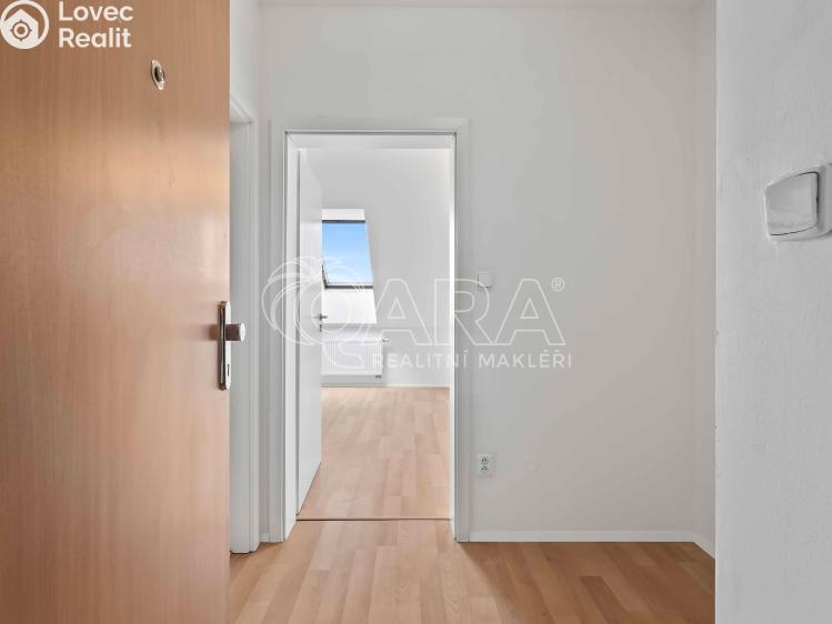 Rent apartment 3+KK Praha, Spojovací 205/24 č. 21