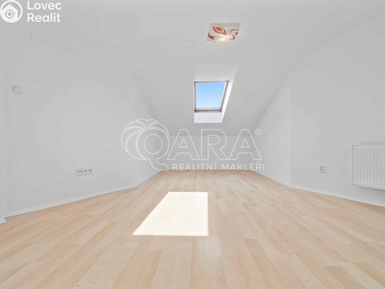 Pronájem bytu 3+KK Praha, Spojovací 205/24 č. 14