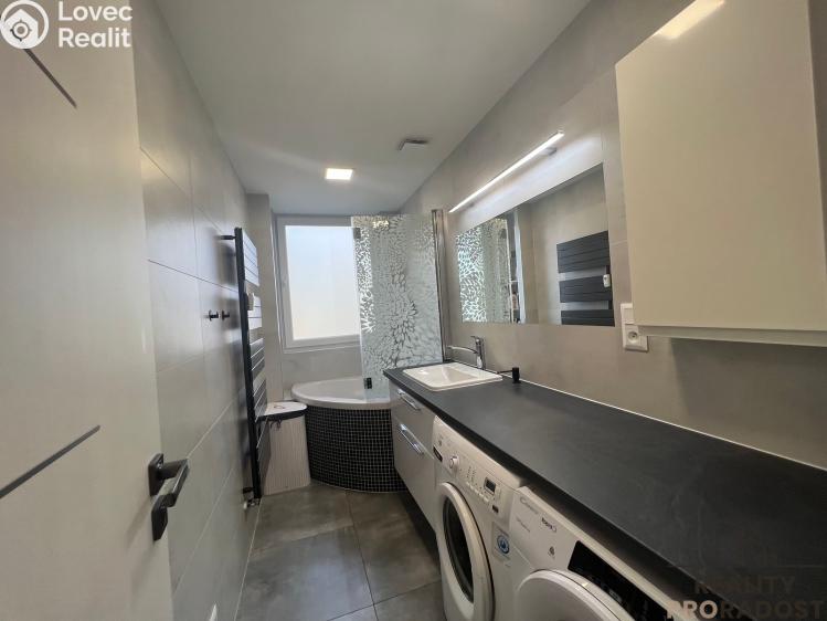 Prodej bytu 3+1 Jesenice č. 2