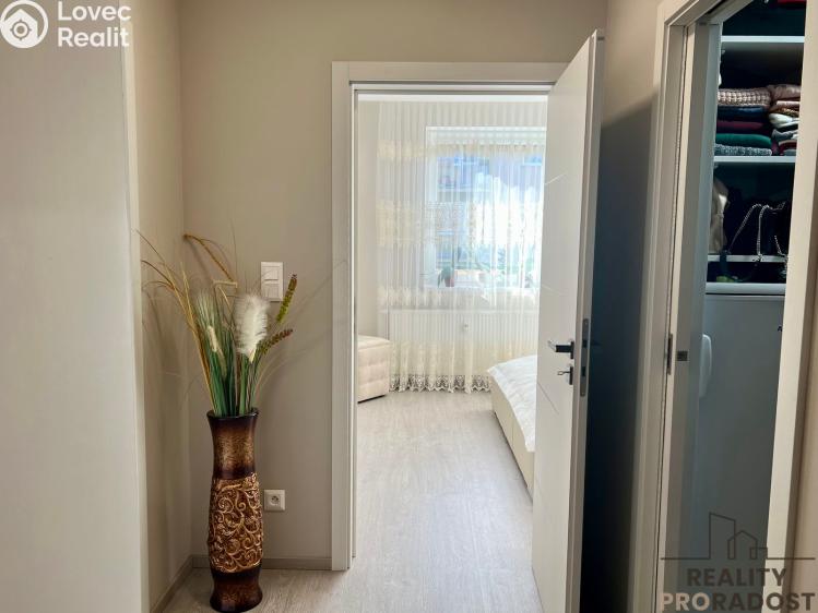 Prodej bytu 3+1 Jesenice č. 23