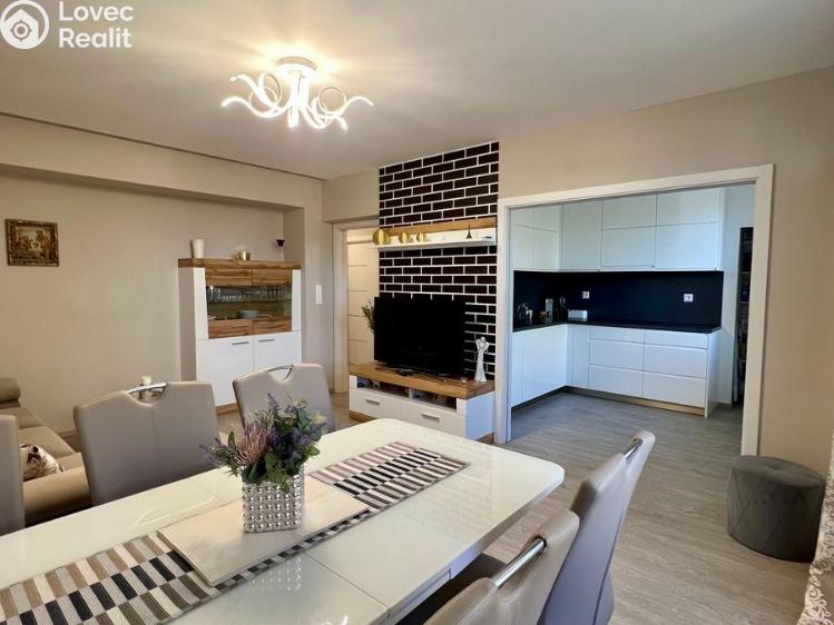 Prodej bytu 3+1 Jesenice č. 20