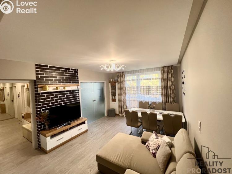 Prodej bytu 3+1 Jesenice č. 19