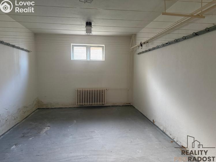 Prodej bytu 3+1 Jesenice č. 31