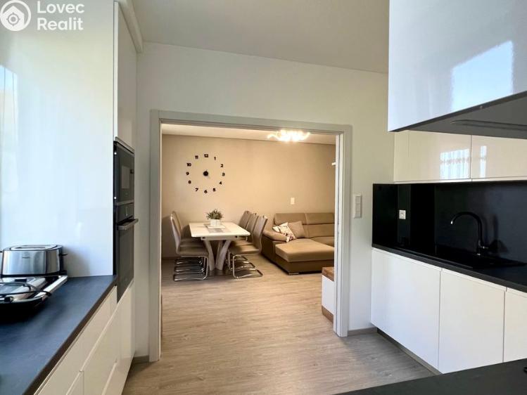 Prodej bytu 3+1 Jesenice č. 15