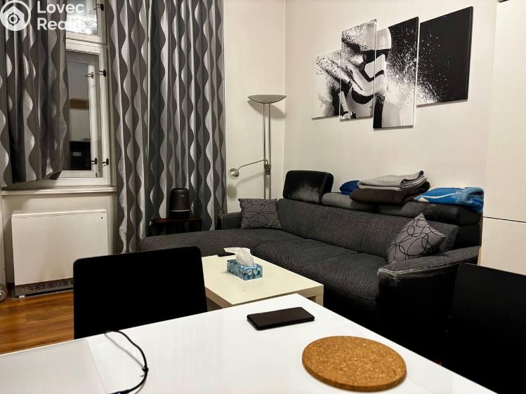 Pronájem bytu 3+KK Praha, Hartigova 1156/106 č. 1