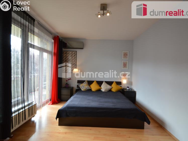 Pronájem bytu 1+KK Praha 5, Na Hřebenkách č. 8