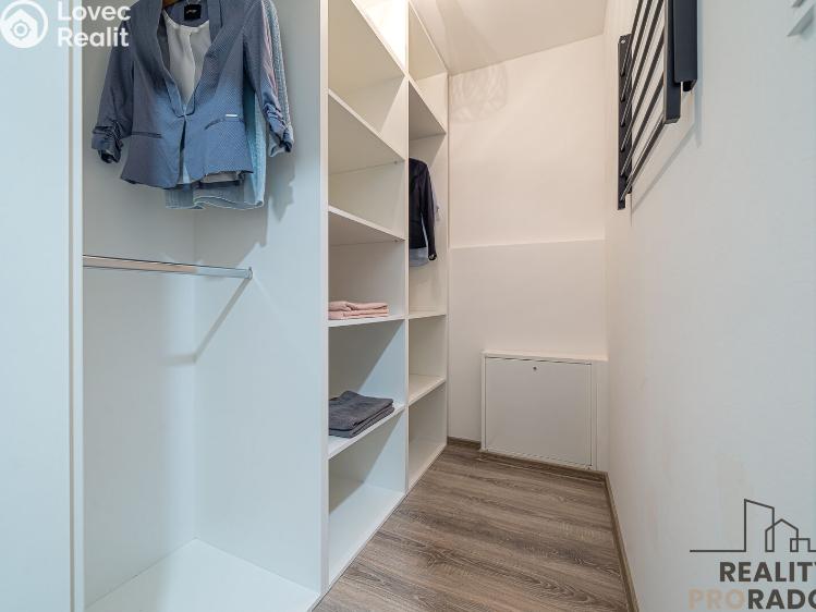 Pronájem bytu 1+KK Olomouc, Frištenského č. 9