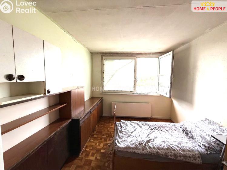 Prodej bytu 2+KK Praha 11, Hráského č. 10