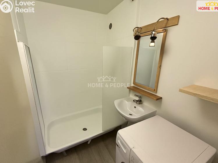 Prodej bytu 2+KK Praha 11, Hráského č. 13