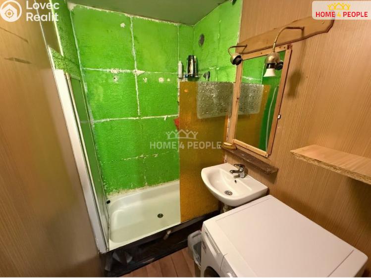 Prodej bytu 2+KK Praha 11, Hráského č. 14