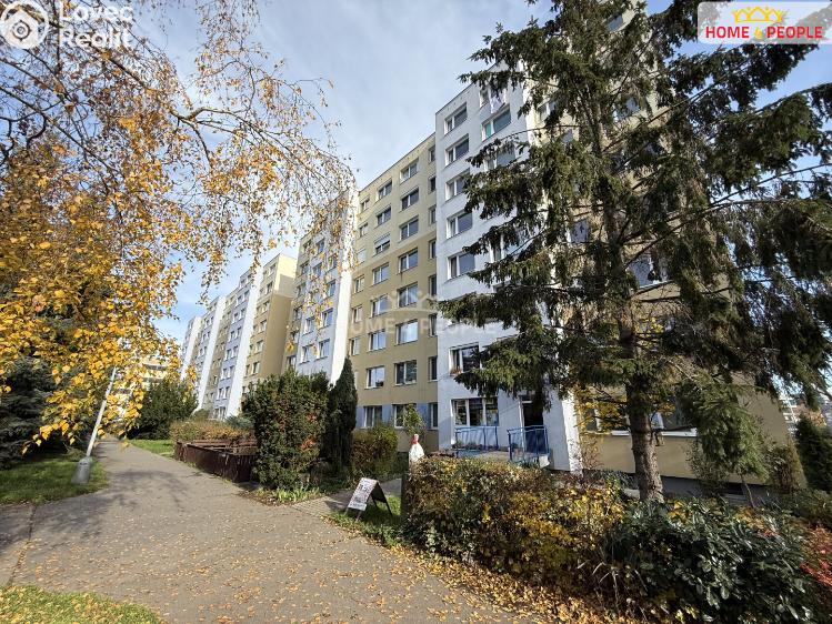 Prodej bytu 2+KK Praha 11, Hráského č. 21