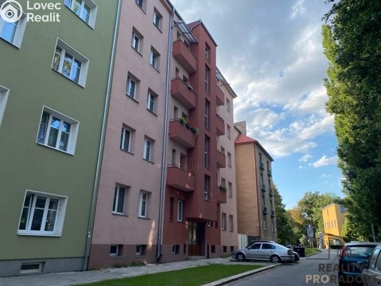 Pronájem bytu 2+1 Olomouc, Charkovská č. 1