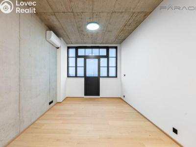 Аренда квартиры 1+KK Praha, Kolbenova č. 1