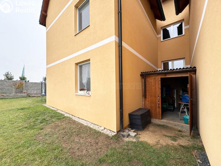 Prodej bytu 3+KK Nehvizdy, Gabčíkova č. 15