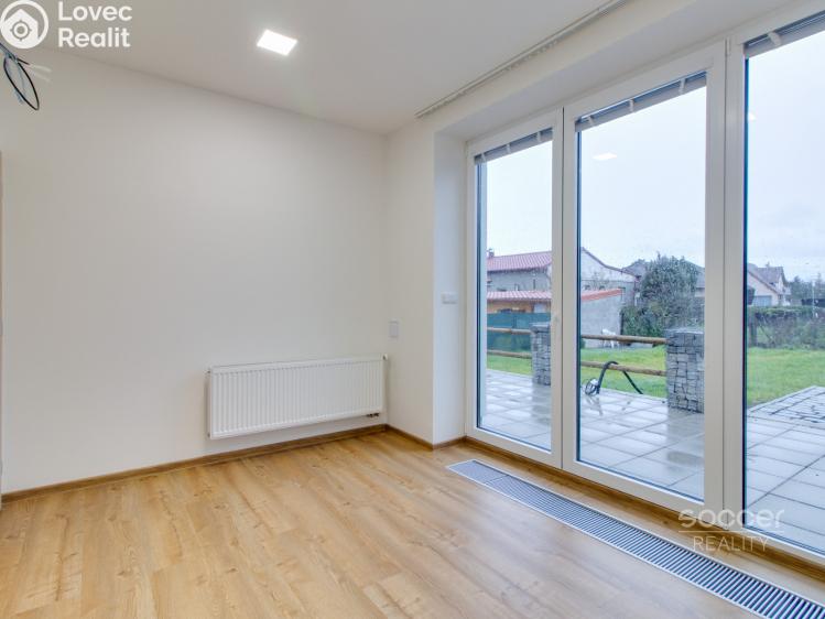 Pronájem bytu 2+KK Jirny, Dělnická č. 6