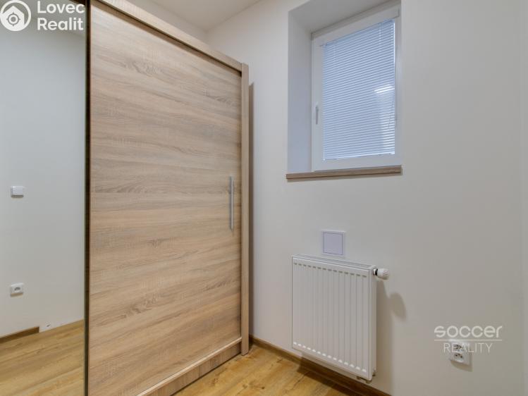 Pronájem bytu 2+KK Jirny, Dělnická č. 10