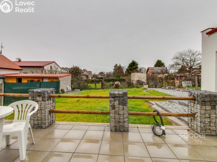 Pronájem bytu 2+KK Jirny, Dělnická č. 13