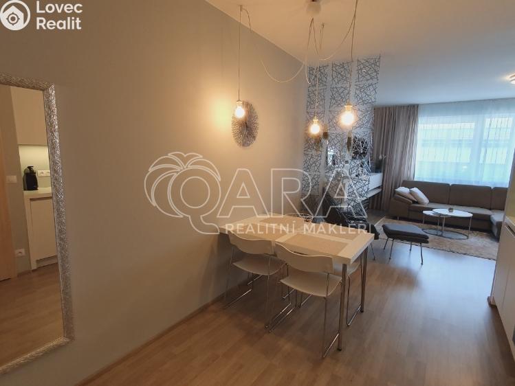 Pronájem bytu 1+KK Praha, Petržílkova 2835/1 č. 7